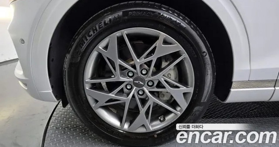 Genesis Gv70 