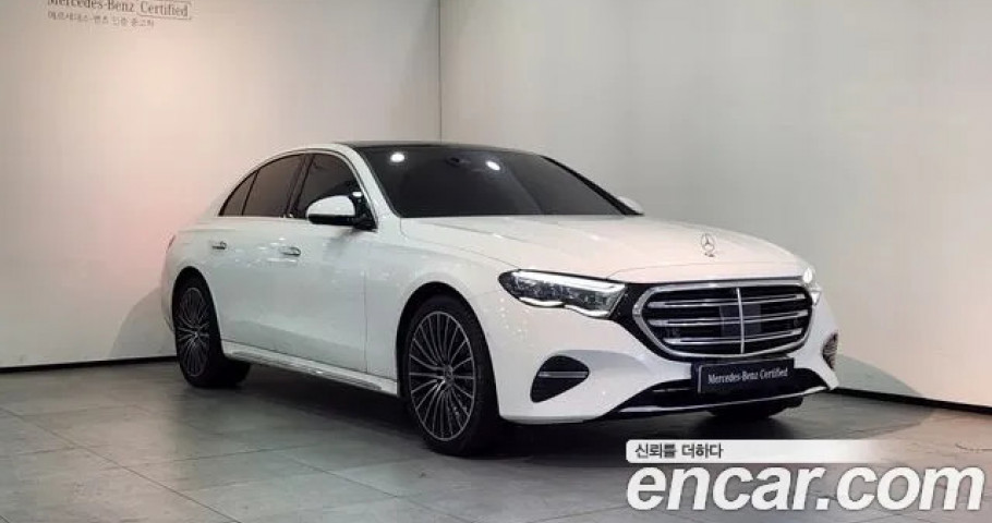 Mercedes-Benz E-Class 