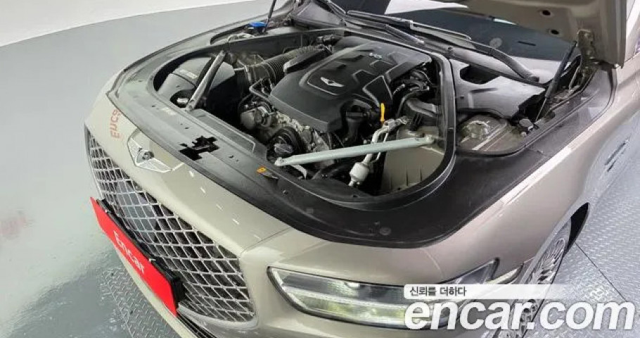 Genesis G90 