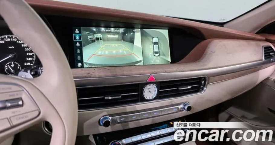 Genesis G90 