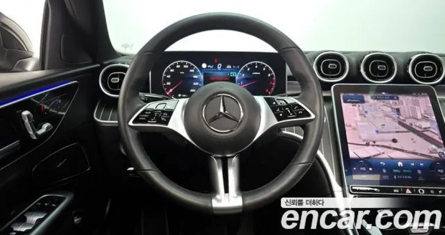 Mercedes-Benz C-Class 