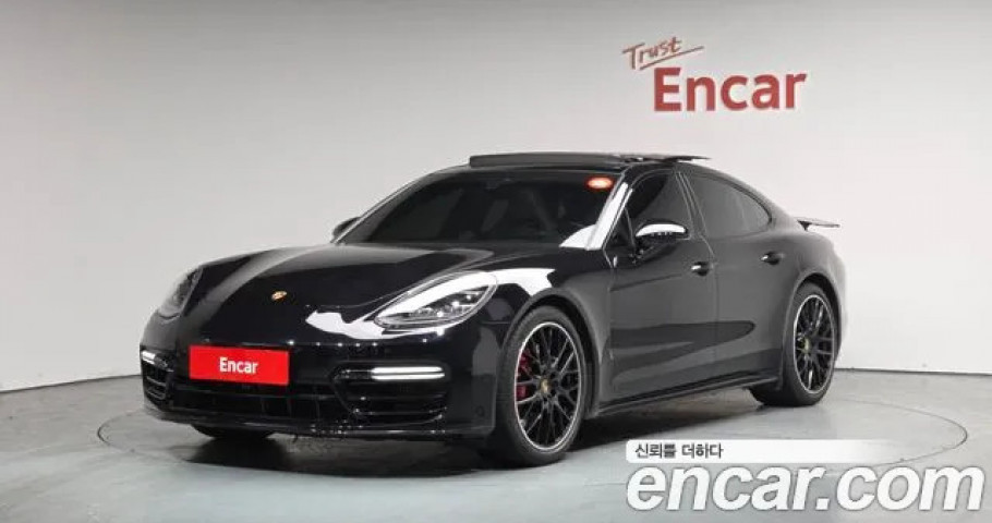 Porsche Panamera 