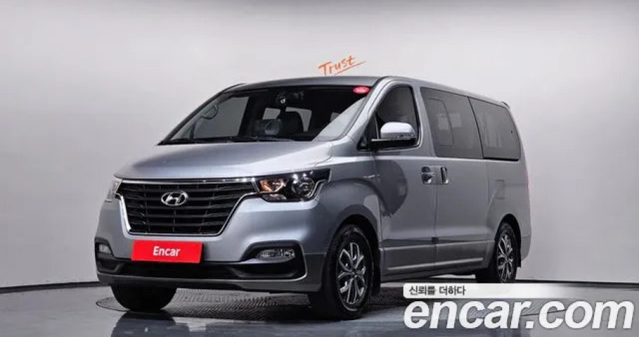 Hyundai Starex 