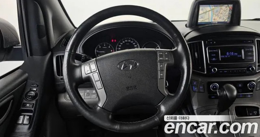 Hyundai Starex 