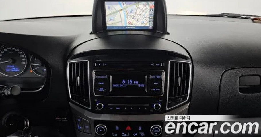 Hyundai Starex 