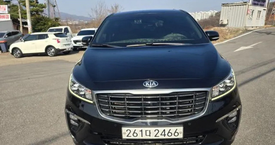 Kia Carnival 