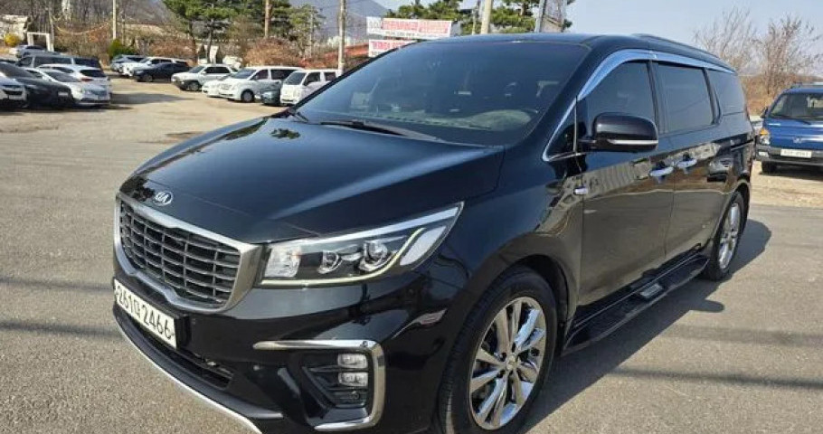 Kia Carnival 