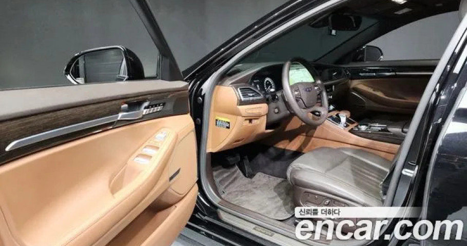 Genesis G90 