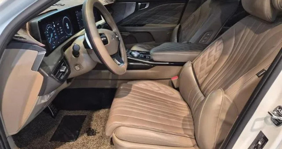 Kia K8 