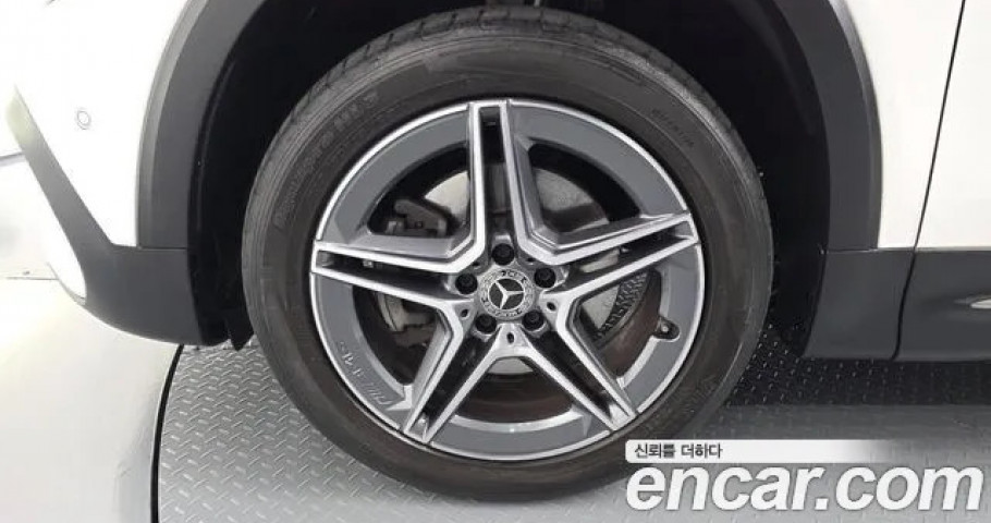 Mercedes-Benz Glb-Class 