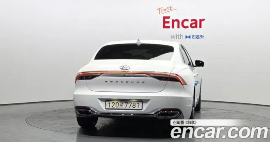 Hyundai Grandeur 