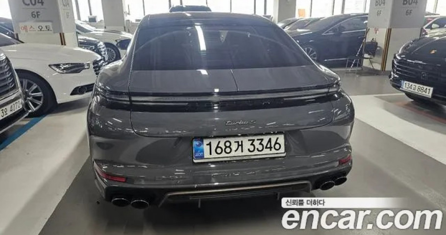 Porsche Panamera 