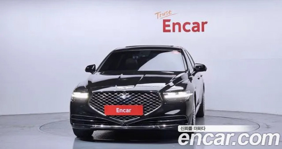 Genesis G90 