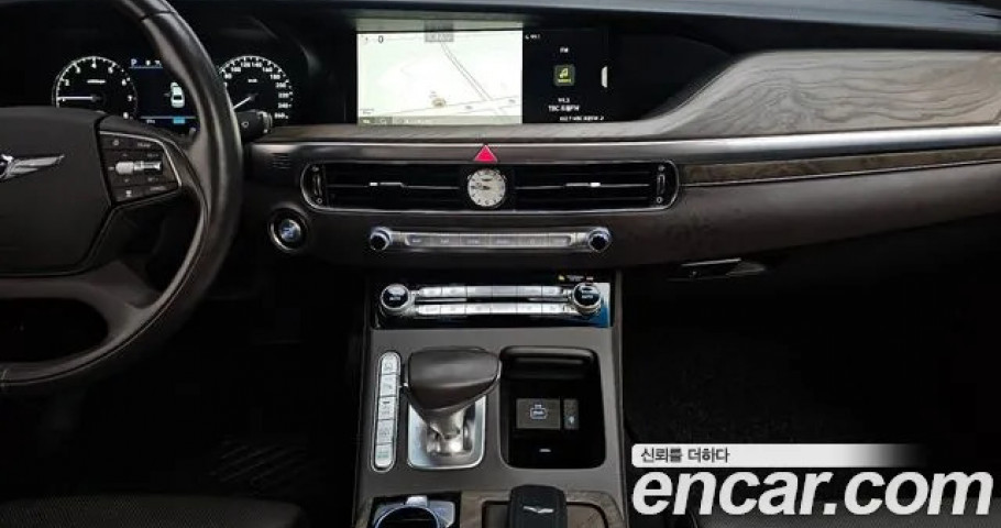 Genesis G90 