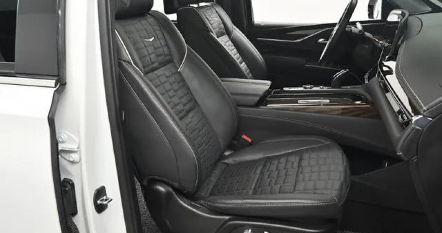 Cadillac Escalade 