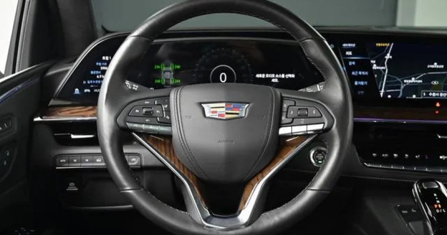 Cadillac Escalade 
