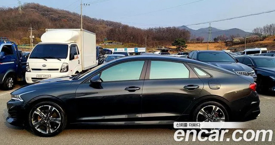 Kia K5 