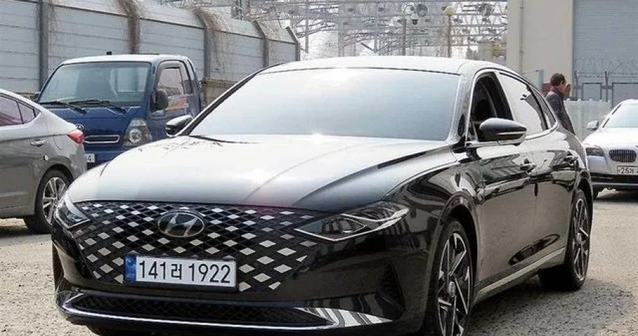 Hyundai Grandeur 