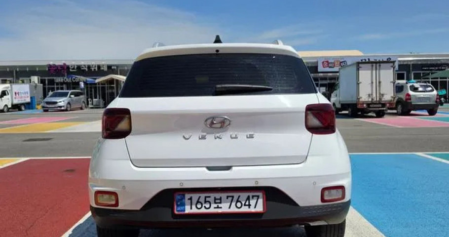 Hyundai Venue 