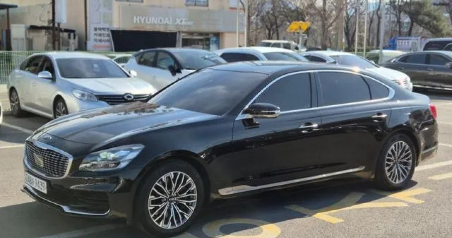Kia K9 