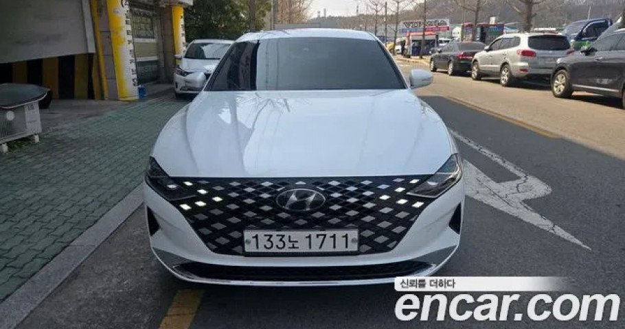 Hyundai Grandeur 