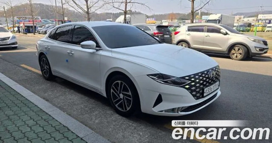 Hyundai Grandeur 