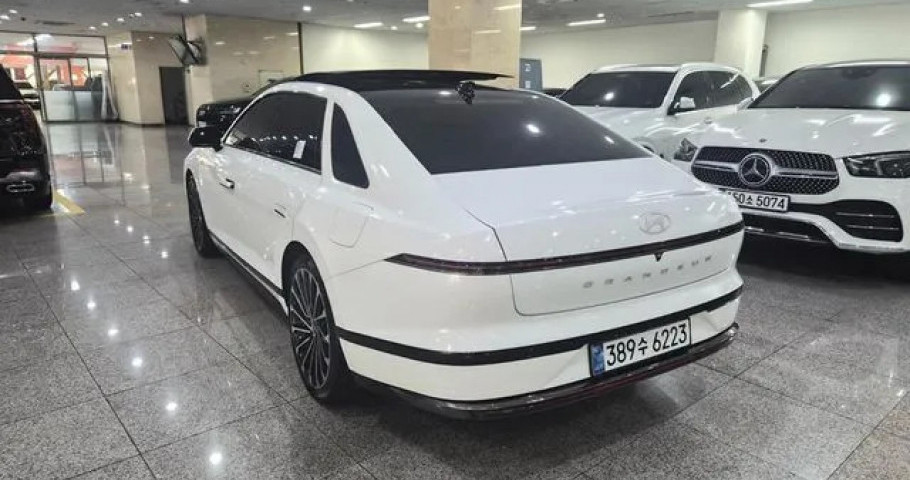 Hyundai Grandeur 