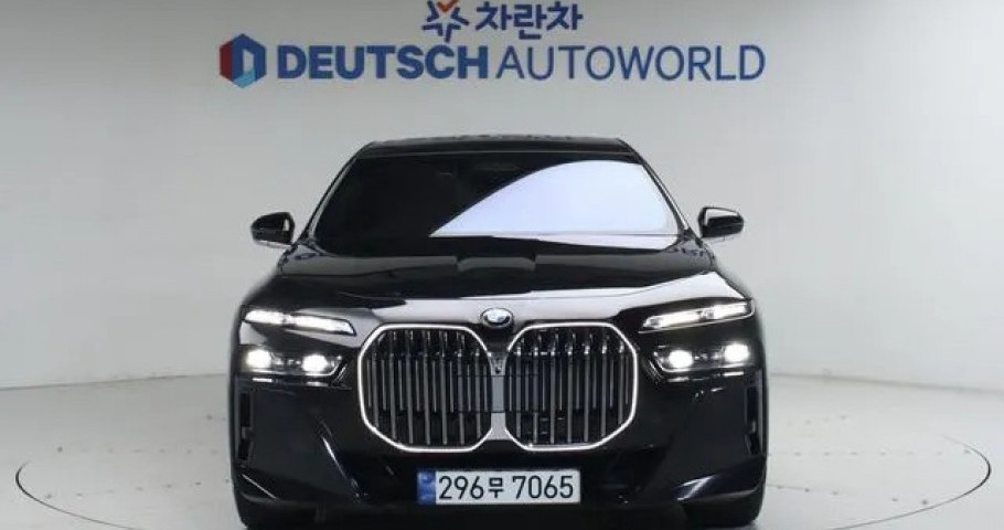 Bmw 7-Series 