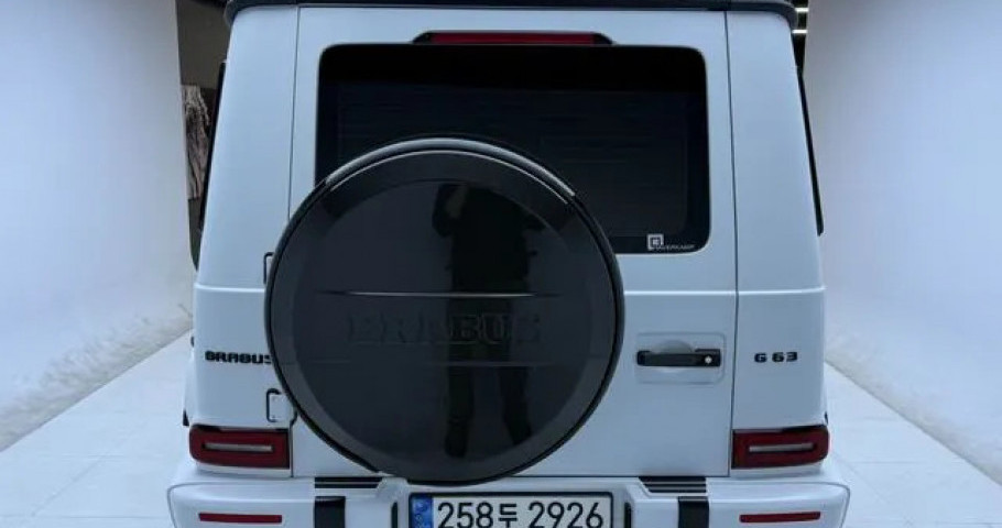 Mercedes-Benz G-Class 