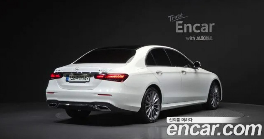 Mercedes-Benz E-Class 