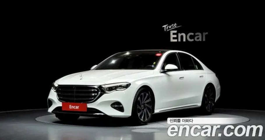 Mercedes-Benz E-Class 