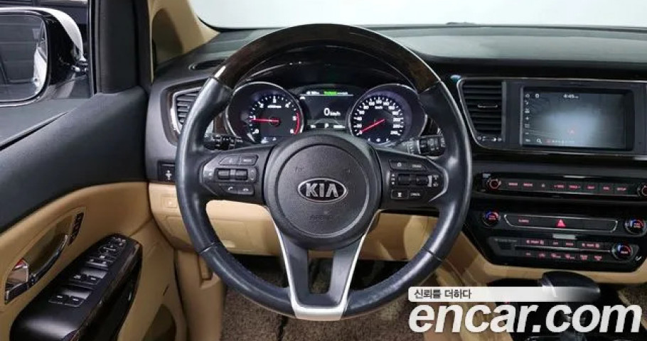 Kia Carnival 