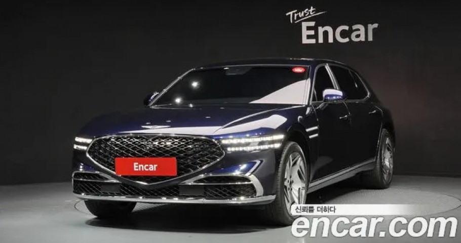 Genesis G90 