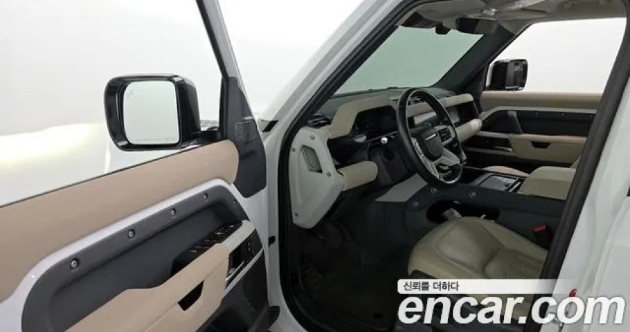 Land Rover Defender 