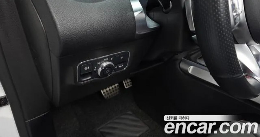 Mercedes-Benz Glb-Class 