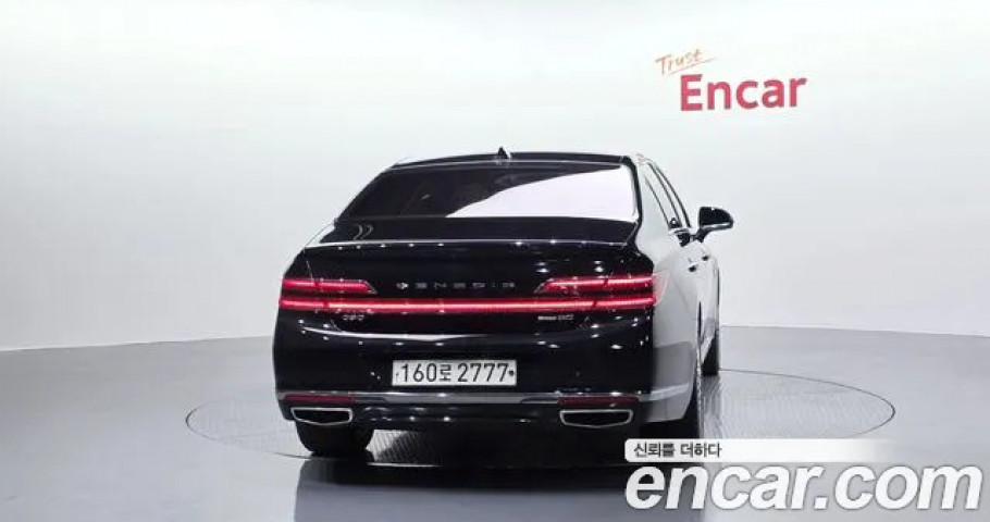 Genesis G90 