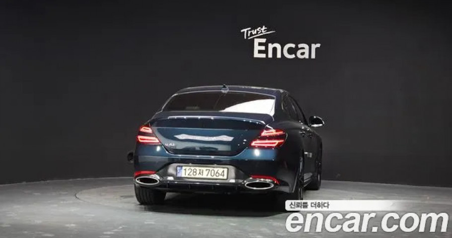 Genesis G70 