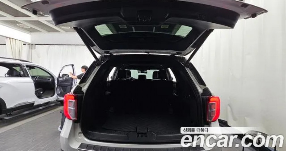 Ford Explorer 