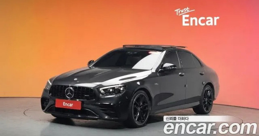 Mercedes-Benz E-Class 