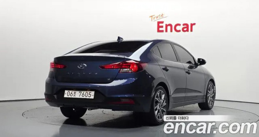 Hyundai Avante (Elantra) 