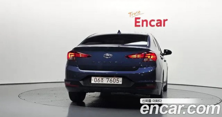Hyundai Avante (Elantra) 