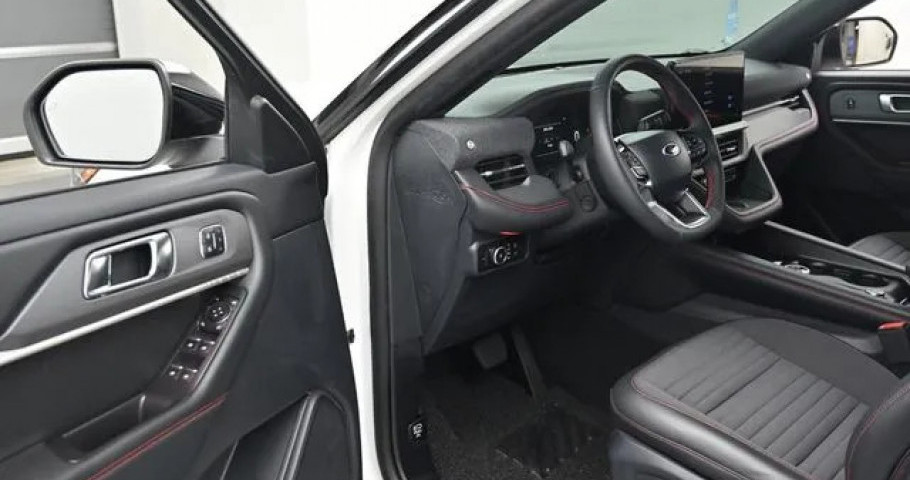 Ford Explorer 
