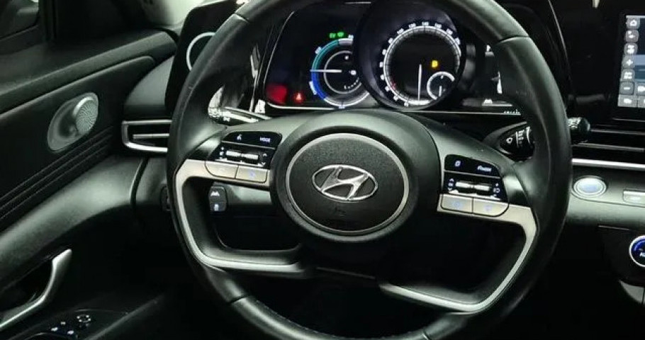 Hyundai Avante 