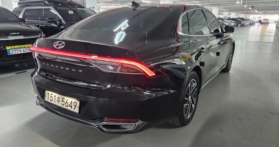 Hyundai Grandeur 