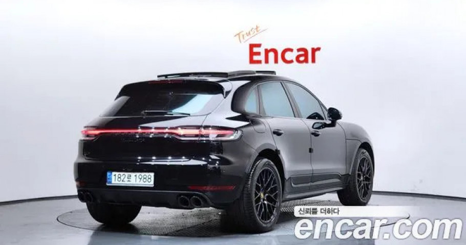 Porsche Macan 