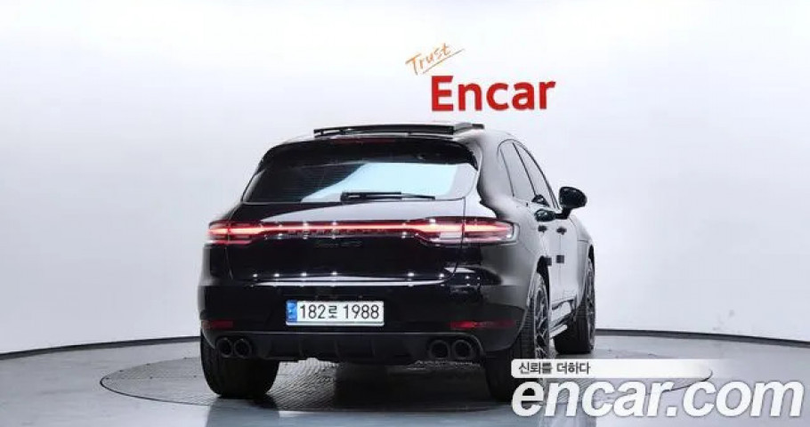 Porsche Macan 