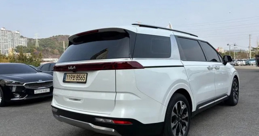 Kia Carnival 
