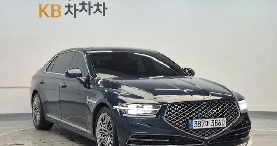 Genesis G90 