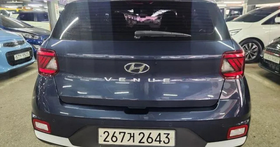 Hyundai Venue 