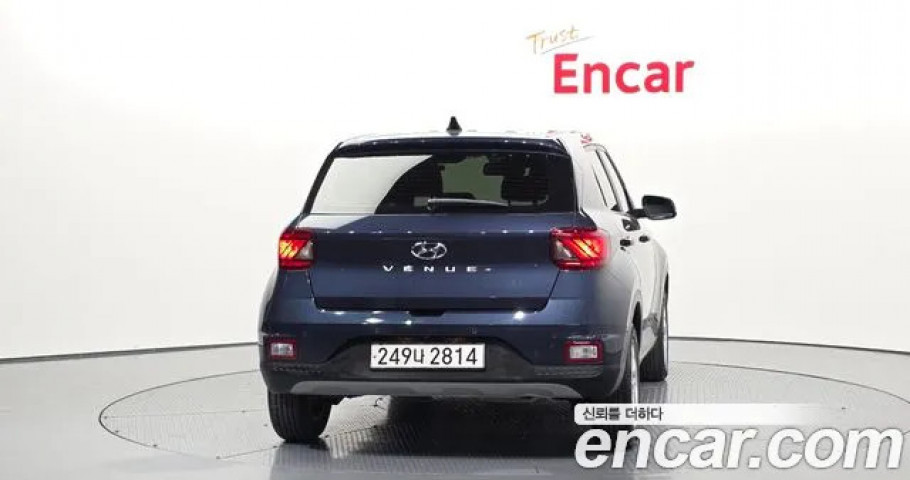 Hyundai Venue 